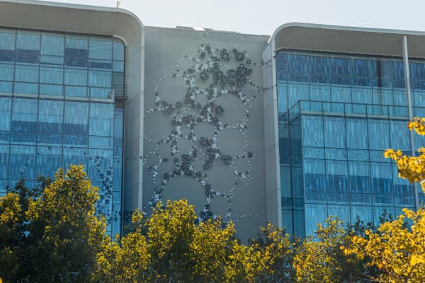 Fachada de oficinas corporativas en Buenos Aires