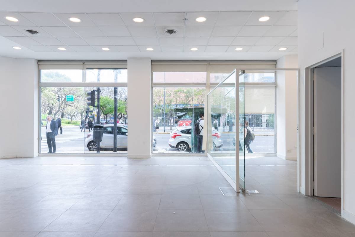 Local Comercial Único en Buenos Aires – Av. Belgrano y Bernardo de Irigoyen (Monserrat) (Imagen número 3)