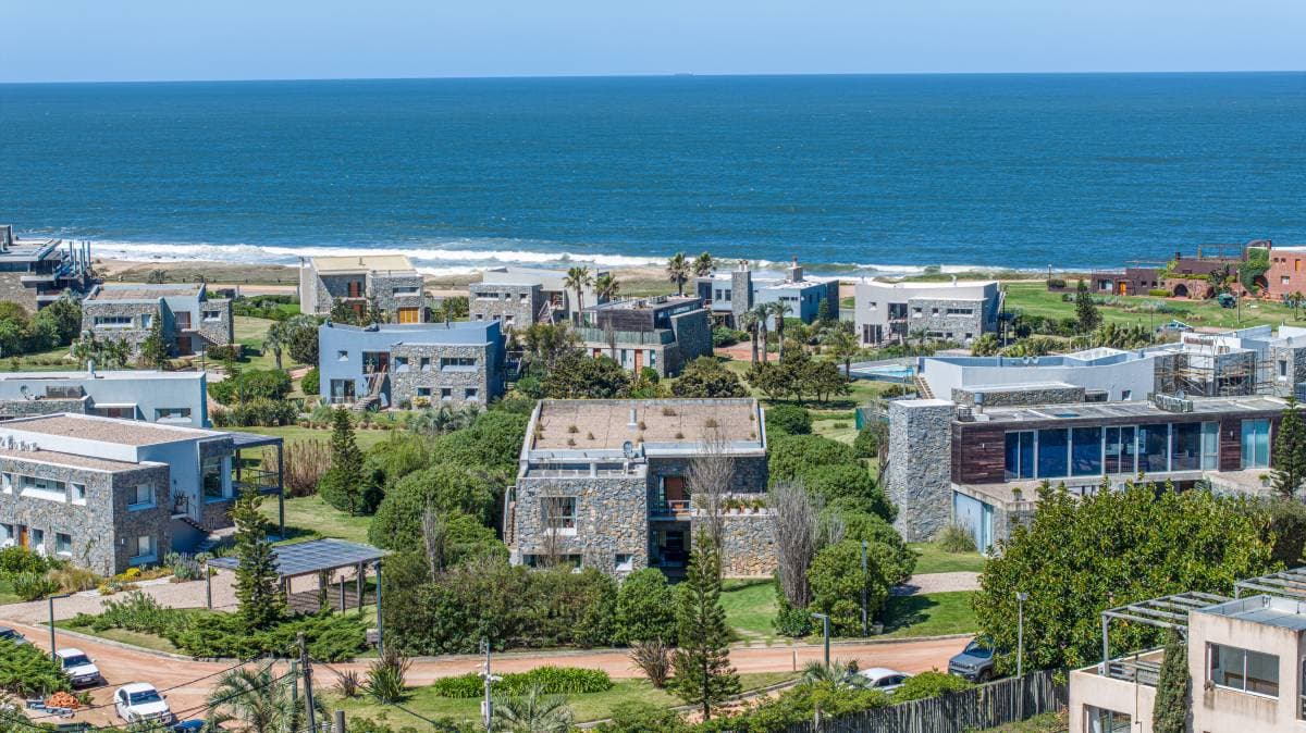 Casa en venta en Manantiales con vista al mar (Imagen número 1)
