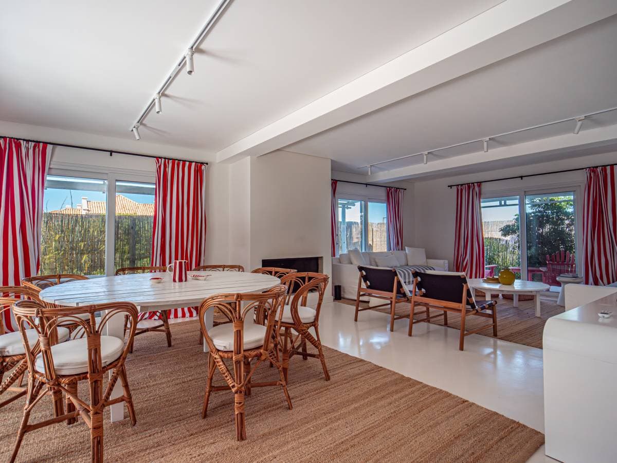 Casa en alquiler en Jose Ignacio a 2 cuadras del mar (mansa) (Imagen número 1)