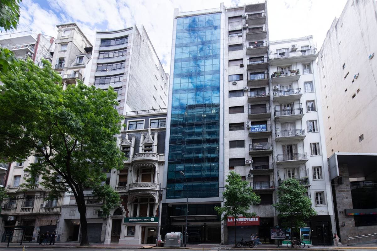 Oficina en venta en Recoleta - Impecable estado (Imagen número 1)