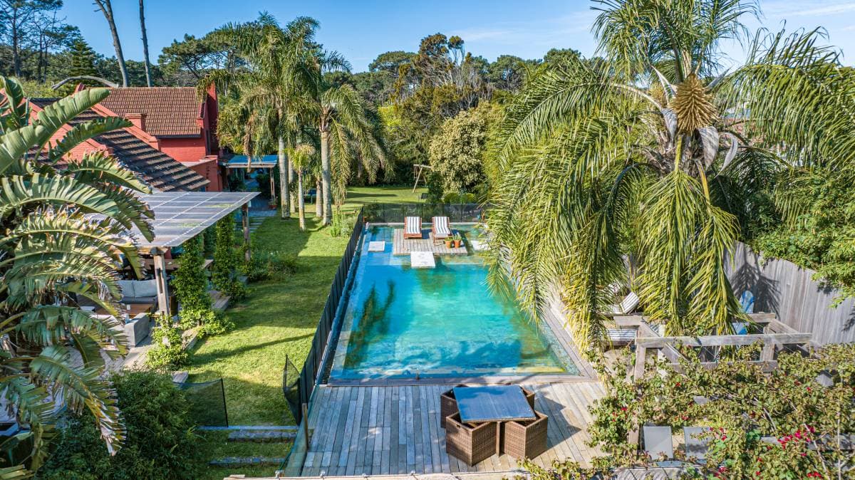 Casa en alquiler de 6 dormitorios en La Barra con pileta (Imagen número 2)
