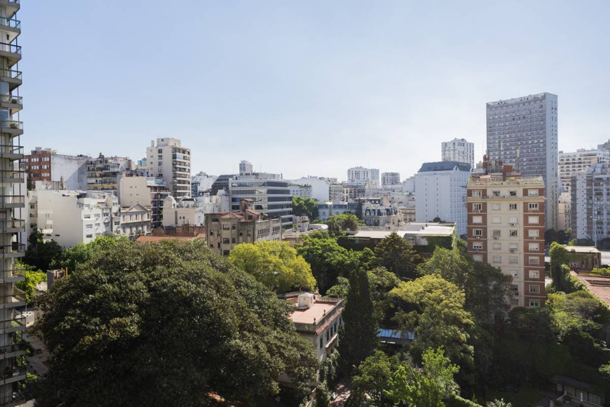 Av. del Libertador y Suipacha (Imagen número 2)