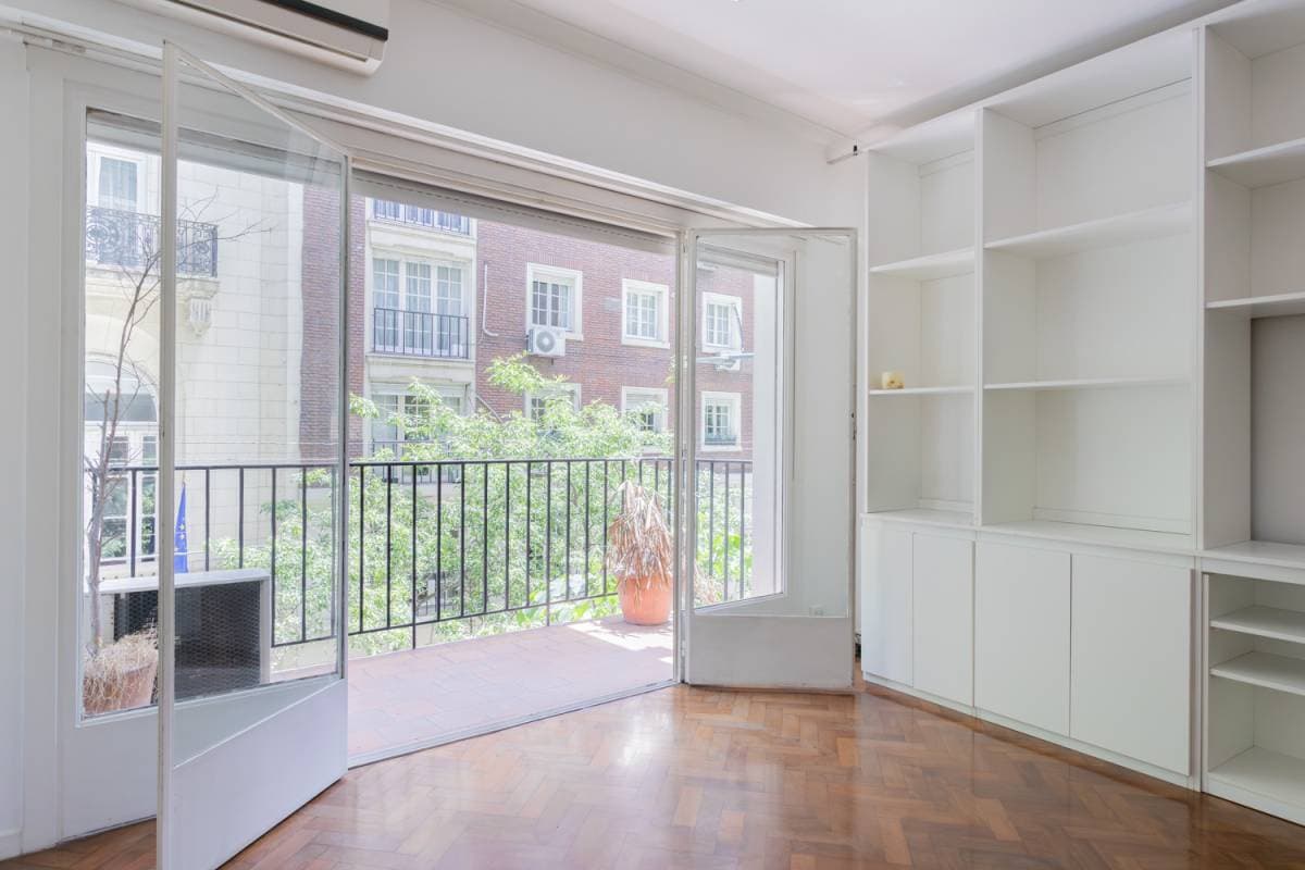 Rodriguez Peña y Av. Quintana (Imagen número 2)