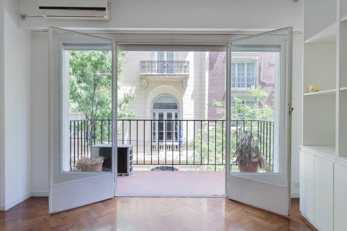 Rodriguez Peña y Av. Quintana (Imagen número 1)