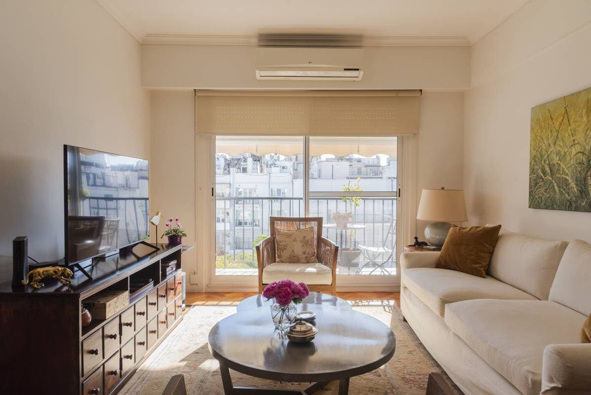 Montevideo y Av. Quintana (Imagen número 1)