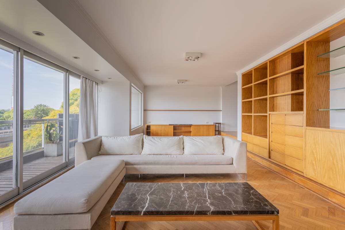 Av. Libertador y Zabala (Imagen número 1)