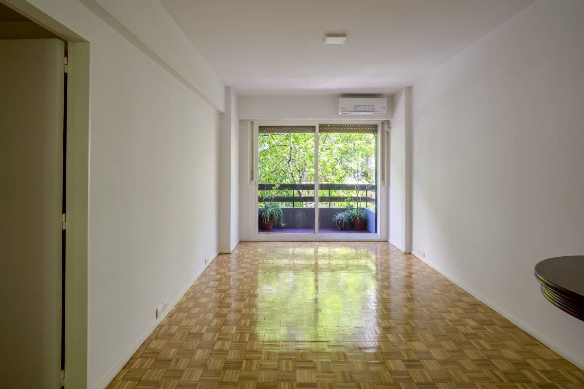 Arenales y Suipacha (Imagen número 1)