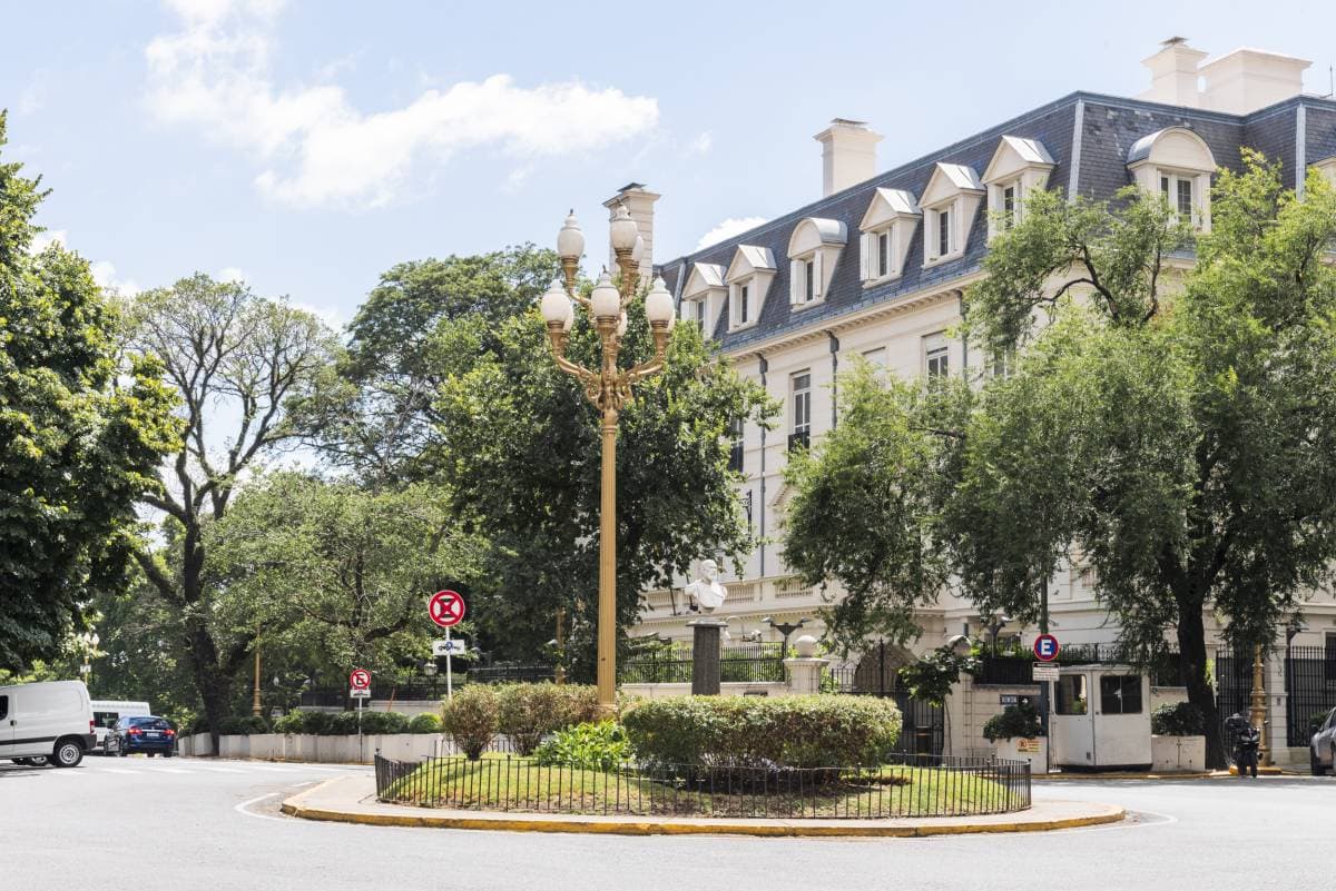 Gelly y Obes y Copeérnico (Imagen número 1)