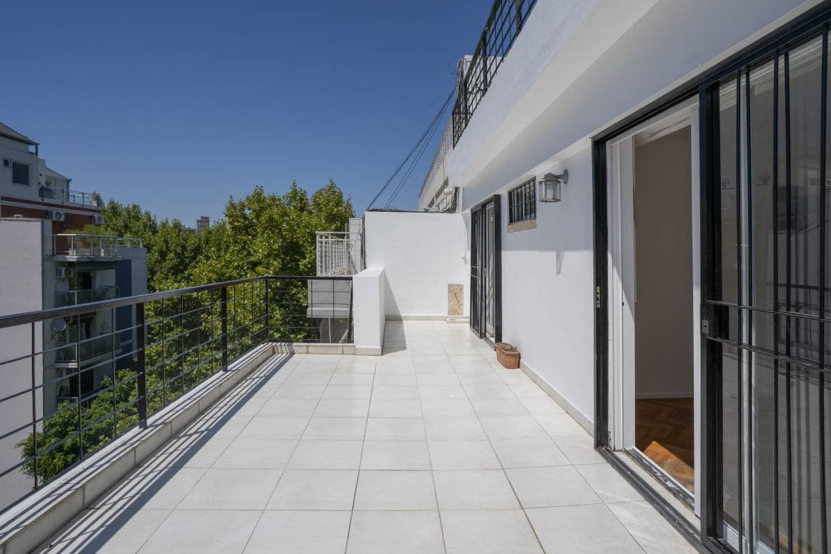 Enrique Martínez y Juramento (Imagen número 1)