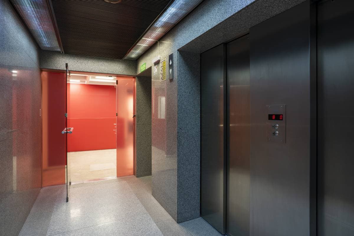 Maipú y Bartolomé Mitre - piso 12 (Imagen número 3)