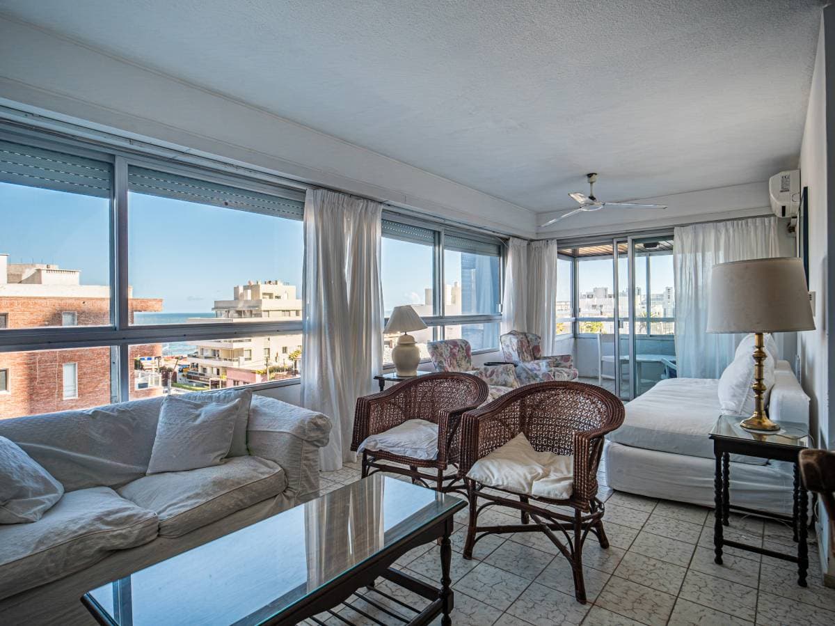 Departamento en venta de 2 dormitorios en Peninsula (Imagen número 1)