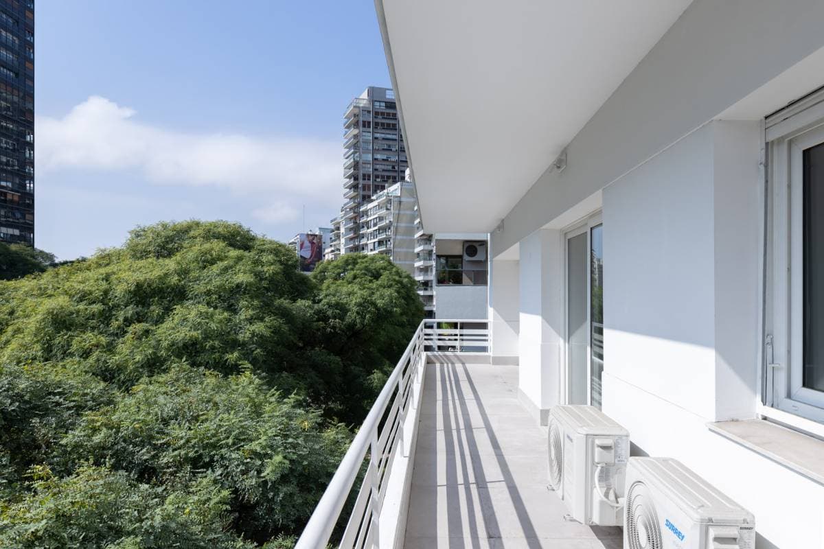 Av. Libertador y Av. Coronel Díaz  (Imagen número 2)