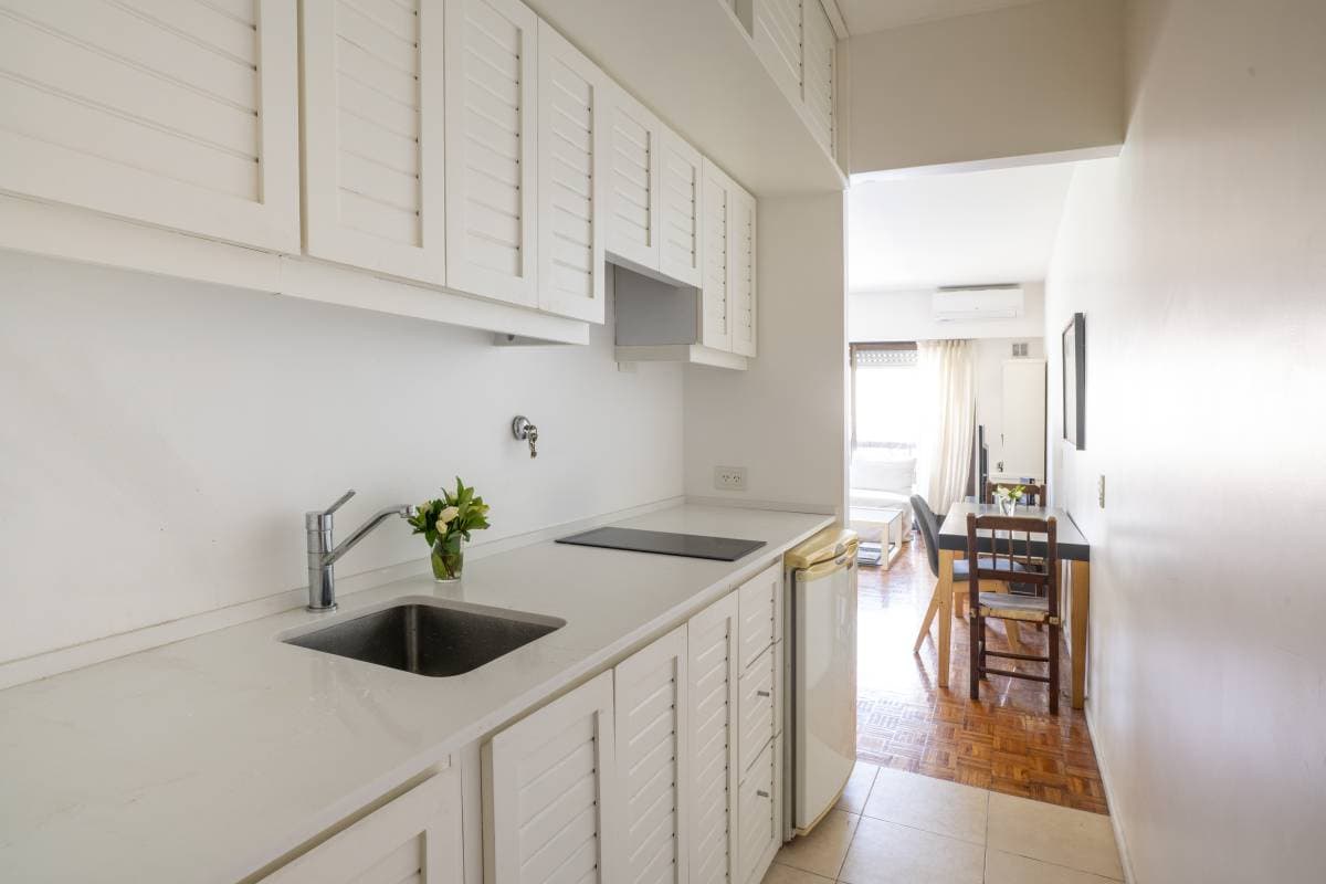 Av. Las Heras y Austria (Imagen número 2)