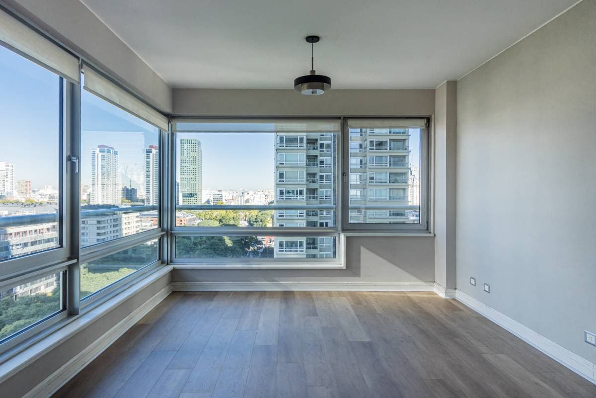 Venta en Le Parc | Azucena Villaflor y Aimé Painé (Imagen número 2)