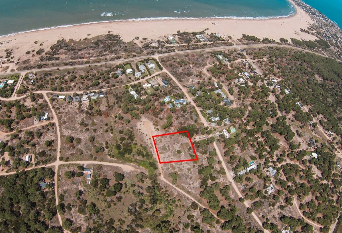 Terreno en venta de 4.200 m2 en Arenas de Jose Ignacio (Imagen número 2)