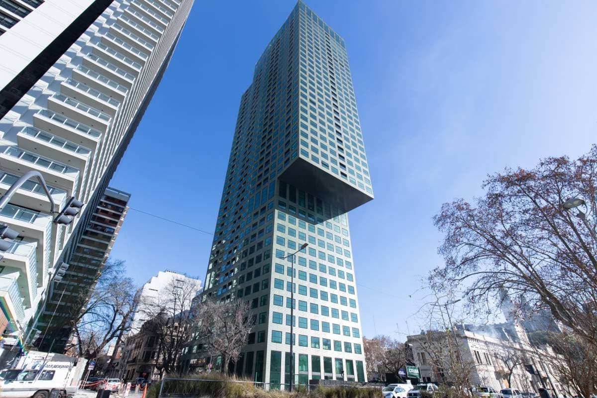 ¡INVERSIÓN PREMIUM CON RENTA! Local Gastronómico de 390 m² frente a Puerto Madero (Imagen número 2)