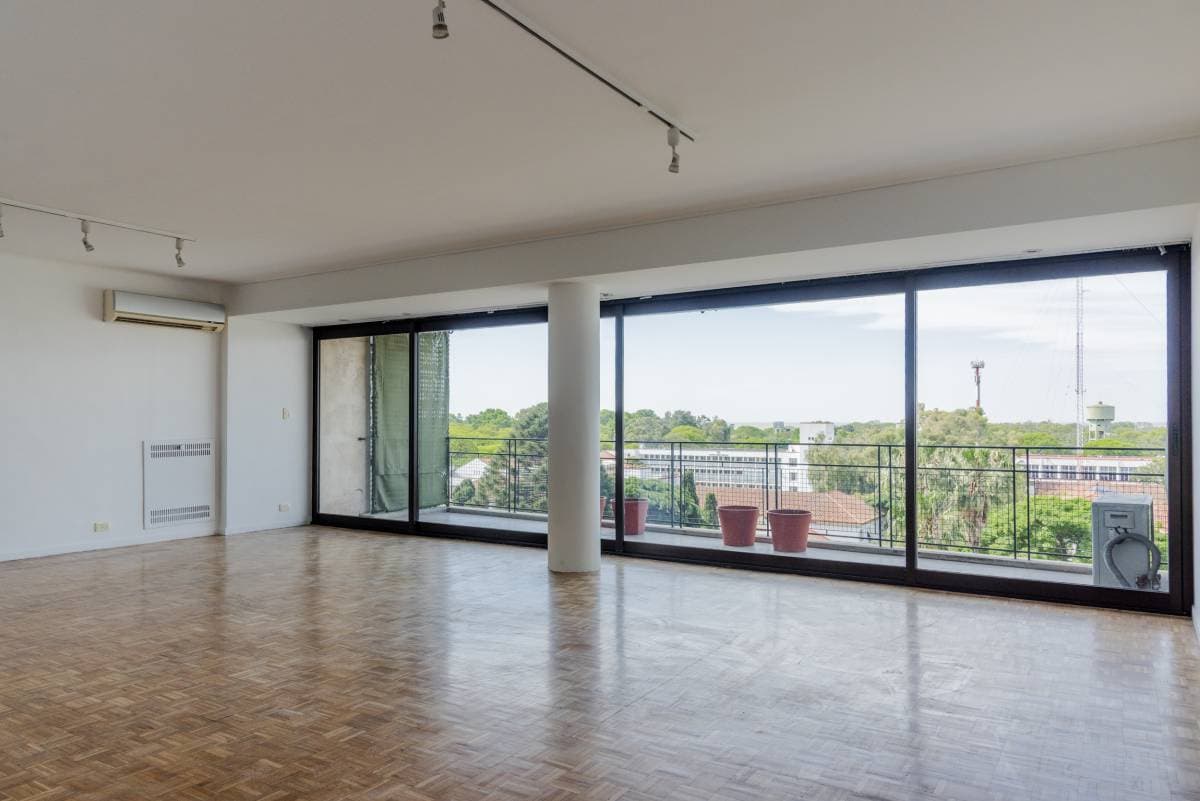 Av. Figueroa Alcorta y Cavia. (Imagen número 3)