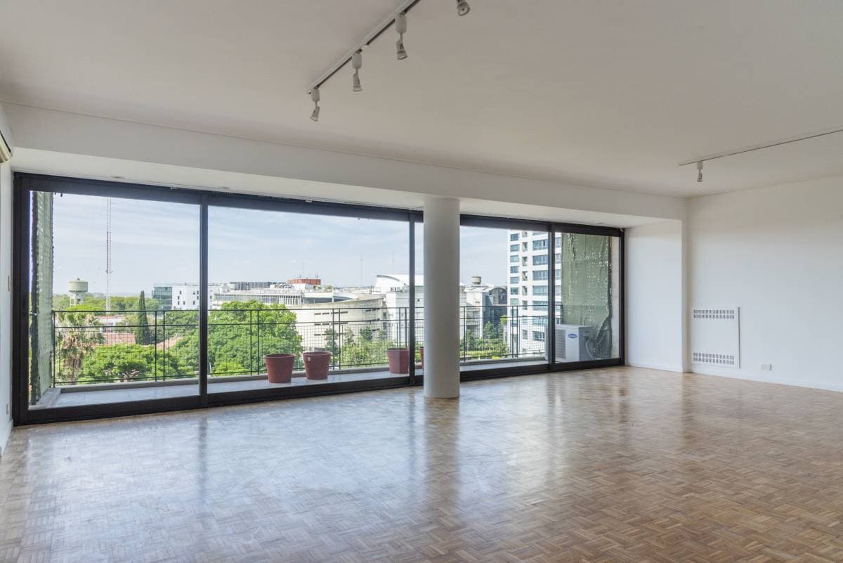 Av. Figueroa Alcorta y Cavia. (Imagen número 1)