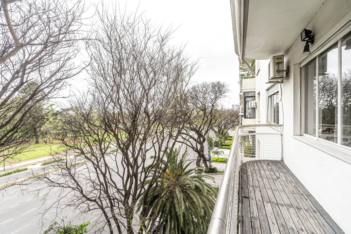 Av. del Libertador y Oro (Imagen número 2)