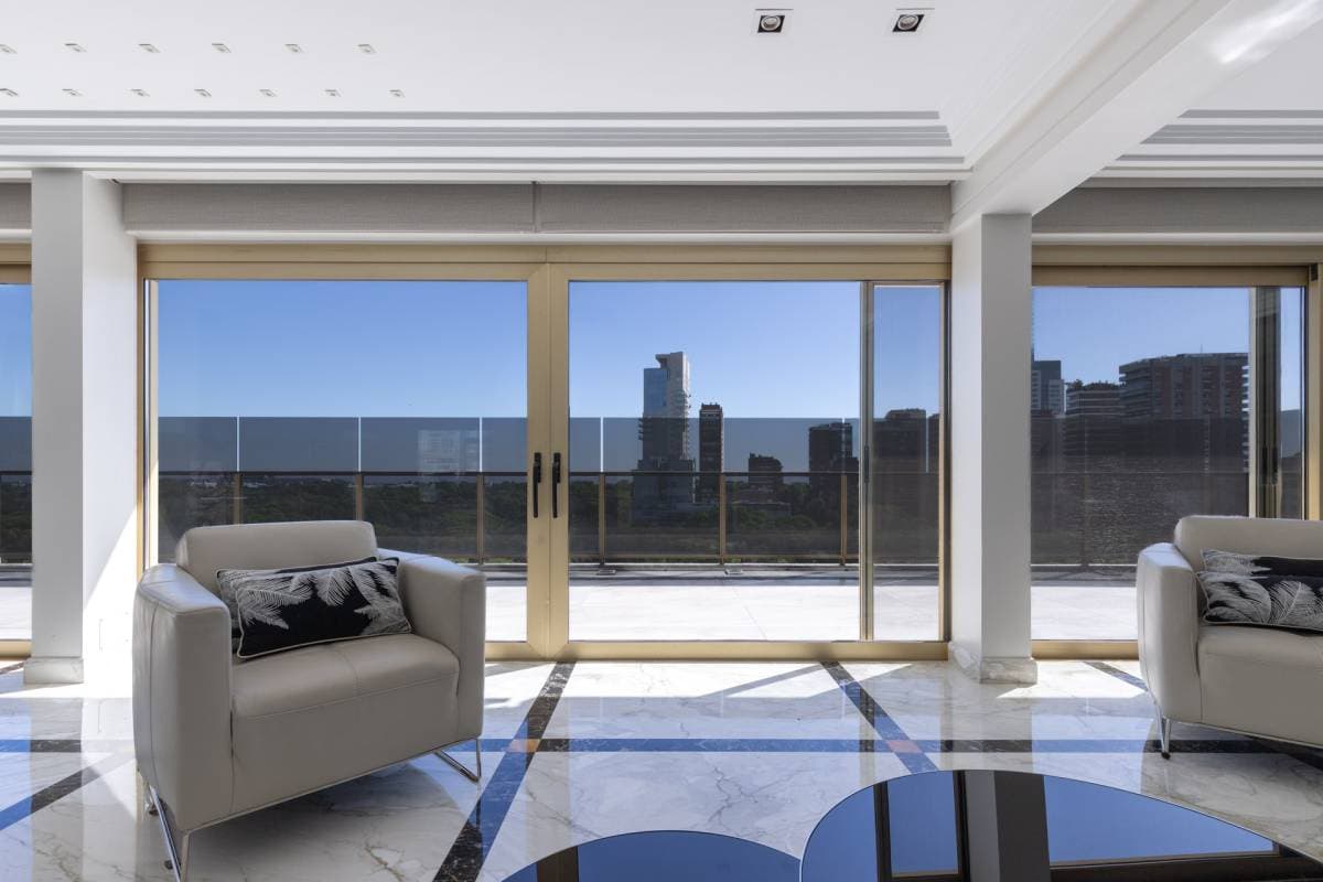 Av. del Libertador y Ugarteche (Imagen número 1)