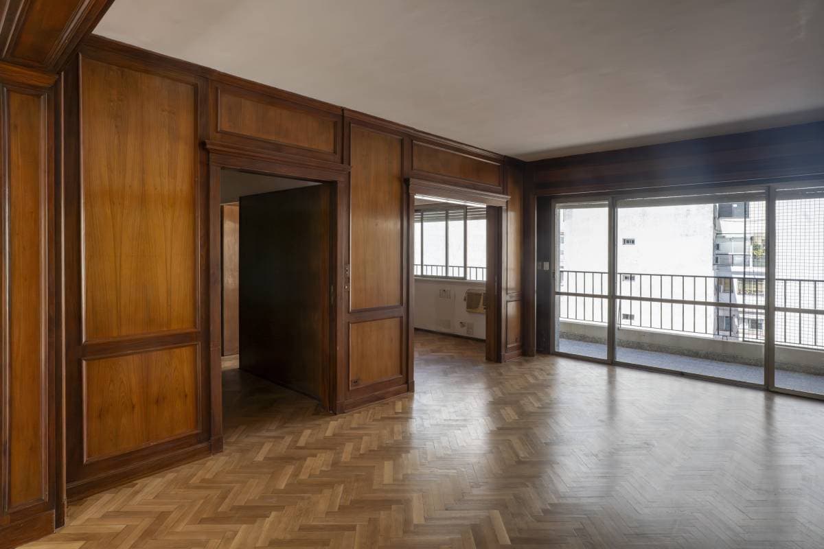 Uriburu y Av. Santa Fe (Imagen número 1)