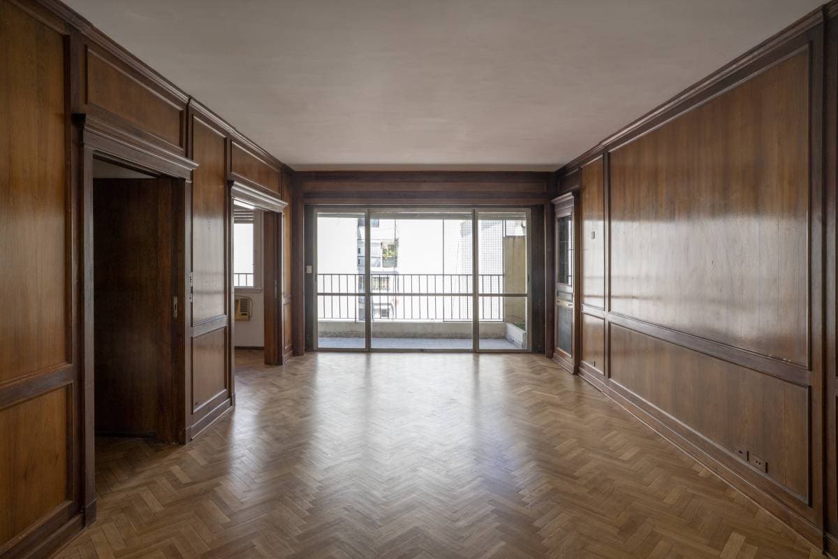 Uriburu y Av. Santa Fe (Imagen número 2)