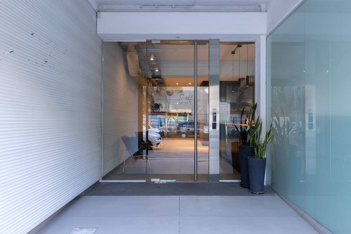 Alquiler Edificio de Oficinas En Block - Impecable estado - Listo para ocupar (Imagen número 2)